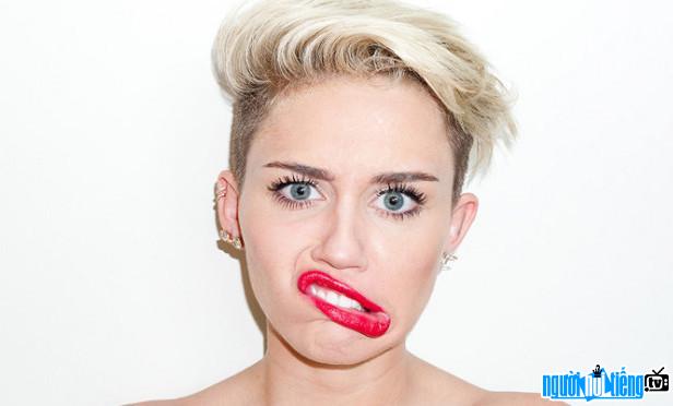 A portrait of Pop Singer Miley Cyrus