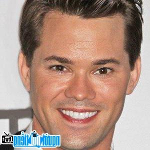 Image of Andrew Rannells