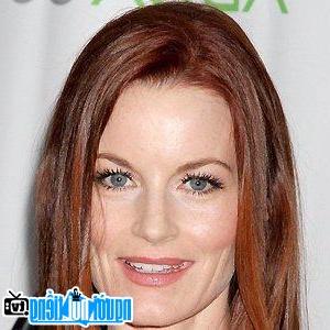 A New Picture of Laura Leighton- Famous TV Actress Iowa City- Iowa