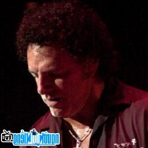 Ảnh chân dung Neal Schon