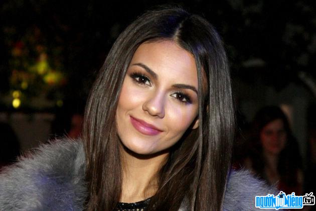 A new picture of Victoria Justice- Famous TV actress Hollywood- Florida