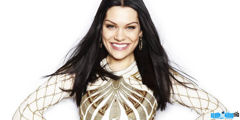 Một hình ảnh chân dung của Ca sĩ nhạc pop Jessie J