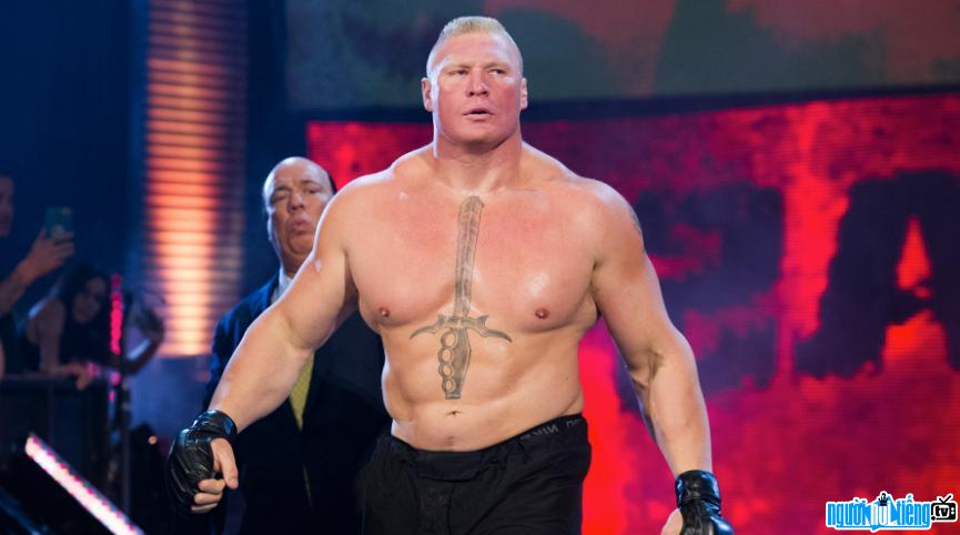  Brock Lesnar is a famous wrestler