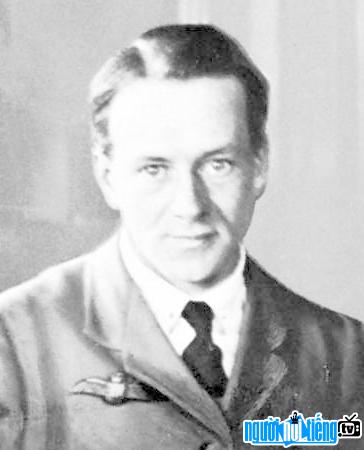 Picture of Arthur Whitten Brown - a pilot famous for his transatlantic flight
