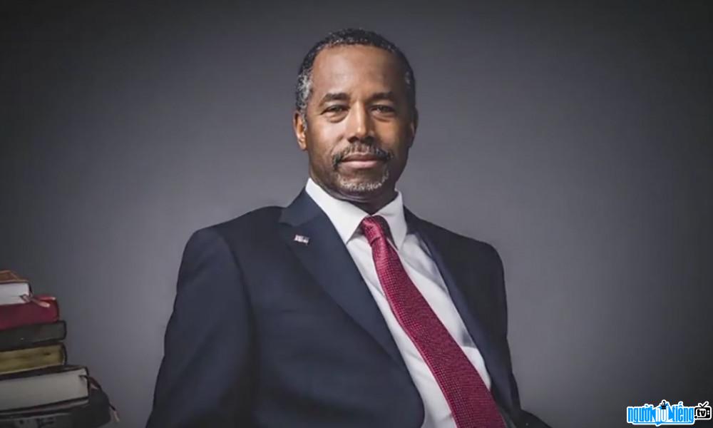 Ben Carson is a famous American doctor and politician