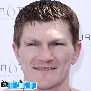 Picture of legs content Ricky Hatton