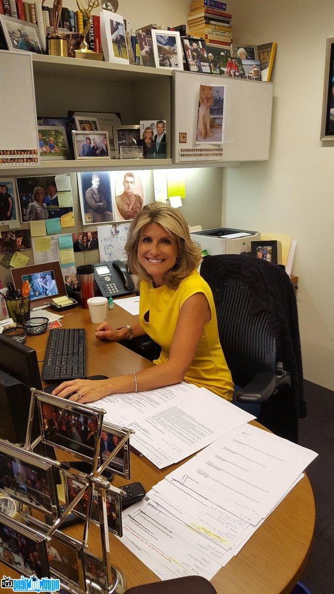 A daily life image of journalist Ashleigh Banfield