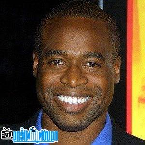 A Portrait Picture of Television Actor Phill Lewis picture