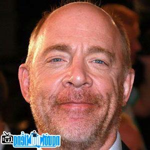 Picture of feet Dung JK Simmons
