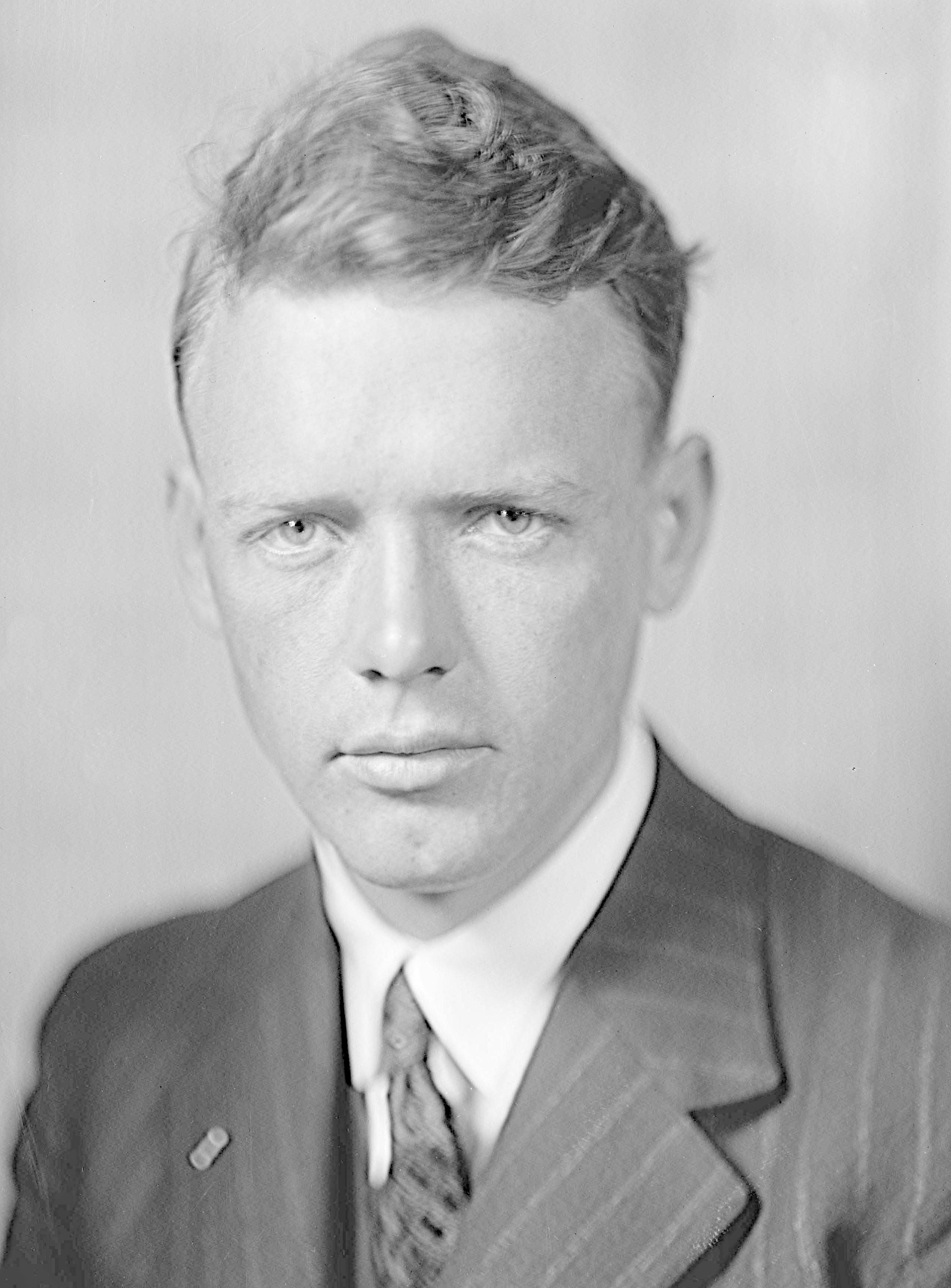 Picture of pilot Charles Lindbergh