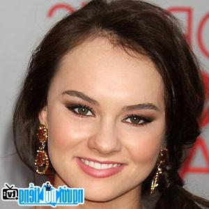 Latest Picture Of Madeline Carroll Actress