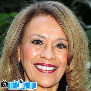R&B Singer Marilyn McCoo's Latest Picture