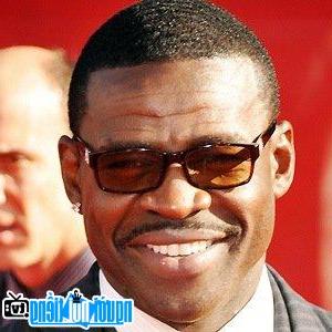 Latest Picture of Michael Irvin Soccer Player