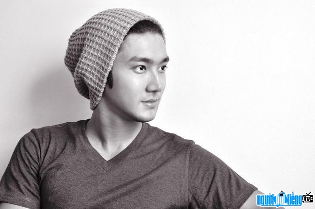 Singer Choi Siwon succeeded in China