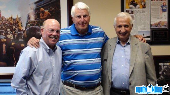 Journalist Sid Hartman with journalists Bobby Knight and Coach Kill