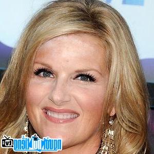 A New Photo of Trisha Yearwood- Famous Georgia Country Singer