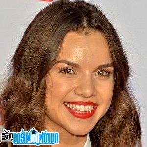 A New Picture of Ingrid Nilsen- Famous California YouTube Star