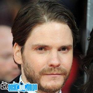Latest picture of Actor Daniel Bruhl