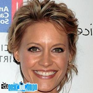 Latest Picture of TV Actress KaDee Strickland
