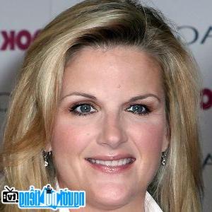 Một hình ảnh chân dung của Ca sĩ nhạc đồng quê Trisha Yearwood