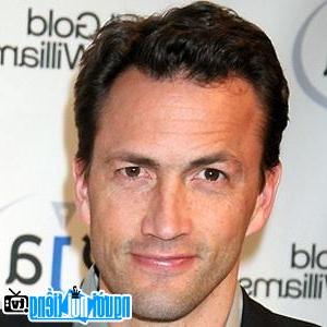 A New Picture of Andrew Shue- Famous Delaware TV Actor