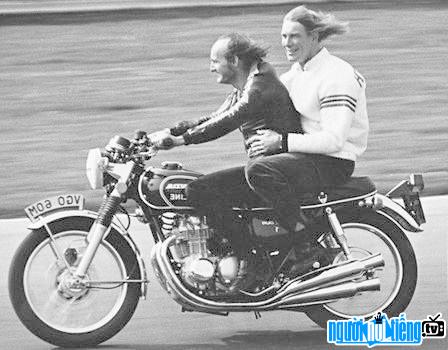  James Hunt and Mike Hailwood