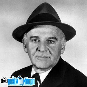 Image of Walter Winchell