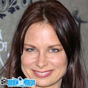 A Portrait Picture of Female television actress Mary Lynn Rajskub