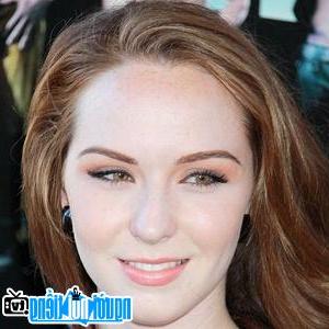 A Portrait Picture of Female TV actor Camryn Grimes
