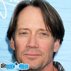 A Portrait Picture of a Television Actor Kevin Sorbo picture