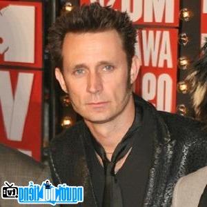 Picture Of Mike Dirnt