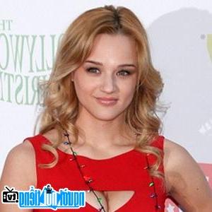 A New Picture of Hunter King- Famous California TV Actress