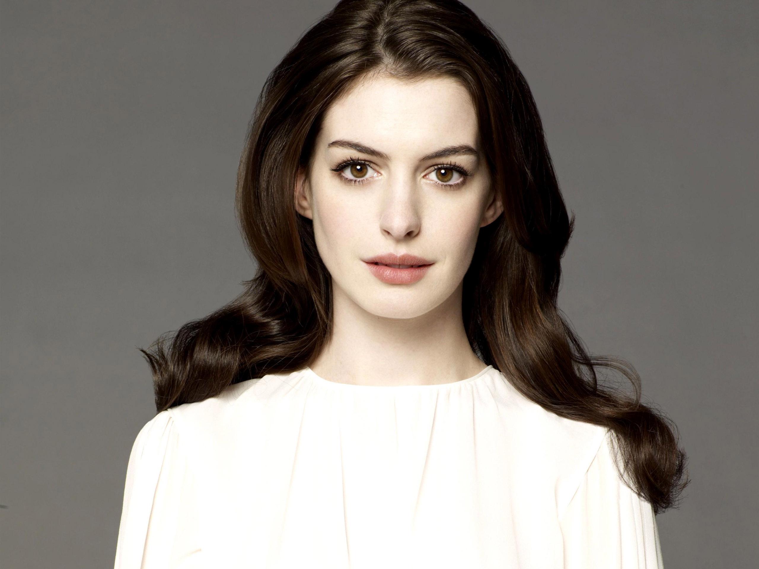 Image of Anne Hathaway