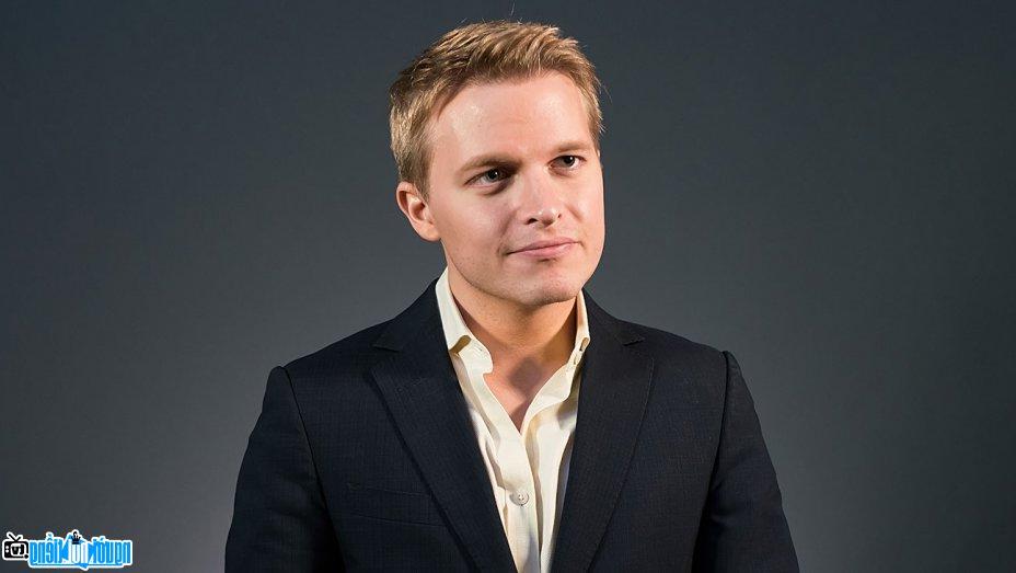 The latest picture of Journalist Ronan Farrow