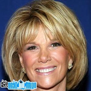 Latest Picture of TV Host Joan Lunden