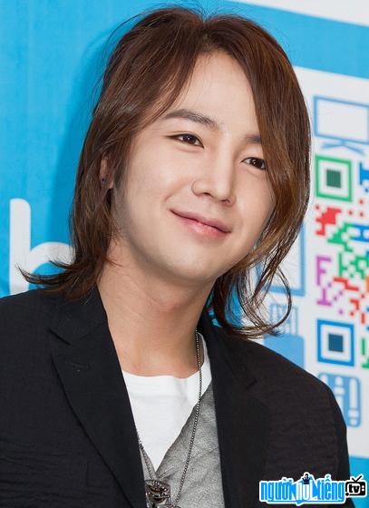 Jang Keun-Suk modeled Child when he was only 5 years old