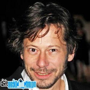 Picture of feet Dung Mathieu Amalric