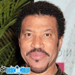 Latest Picture Of R&B Singer Lionel Richie