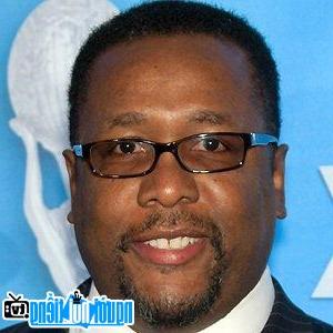 A portrait picture of Male TV actor Wendell Pierce