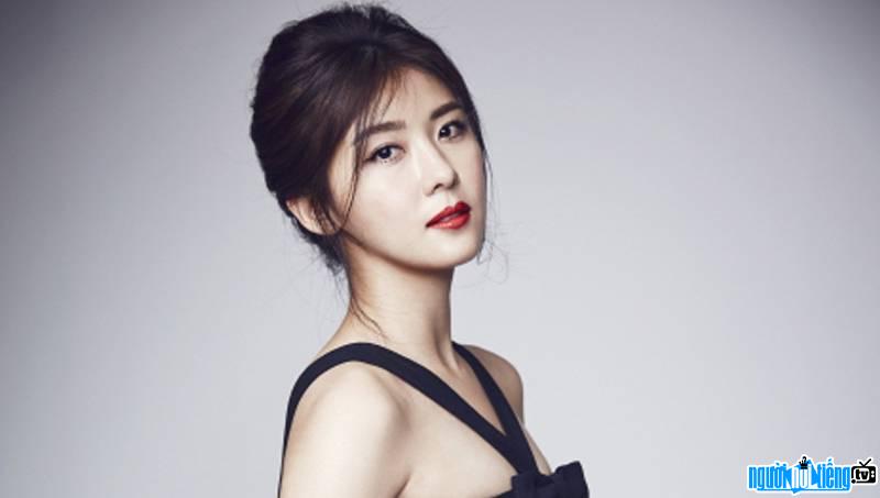 Ha Ji-won là một trong những diễn viên thành công nhất tại Hàn Quốc