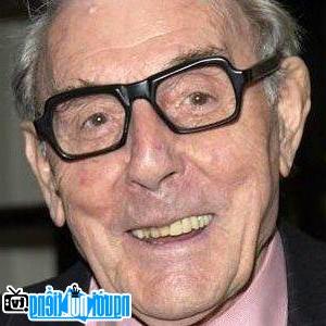 Image of Eric Sykes