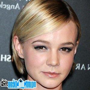 Một bức ảnh mới về Carey Mulligan- Diễn viên nữ nổi tiếng London- Anh