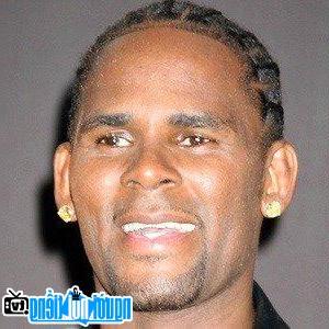 A New Photo Of R Kelly- Famous R&B Singer Chicago- Illinois