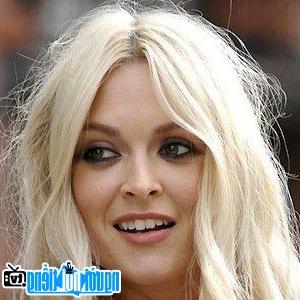 A new picture of Fearne Cotton- Famous TV presenter of London- UK