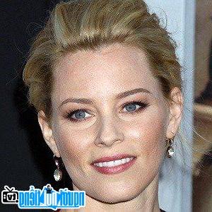 Latest picture of Actress Elizabeth Banks