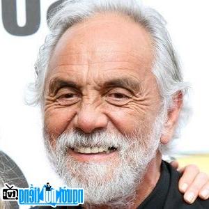 A portrait picture of Actor Tommy Chong