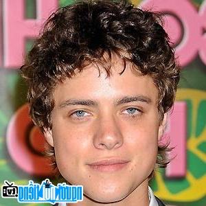 Latest Picture of Television Actor Douglas Smith