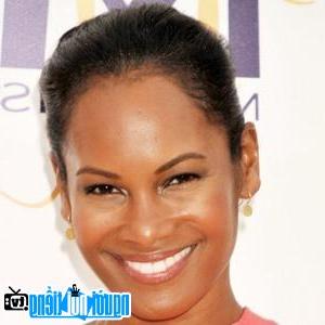 Latest Picture of TV Actress Robinne Lee