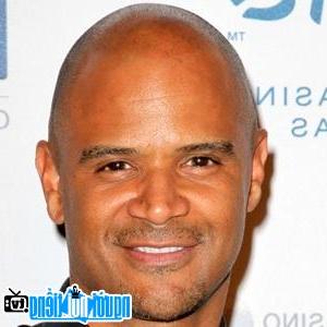 A Portrait Picture of Male TV actor Dondre Whitfield