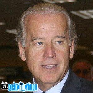 Ảnh chân dung Joe Biden